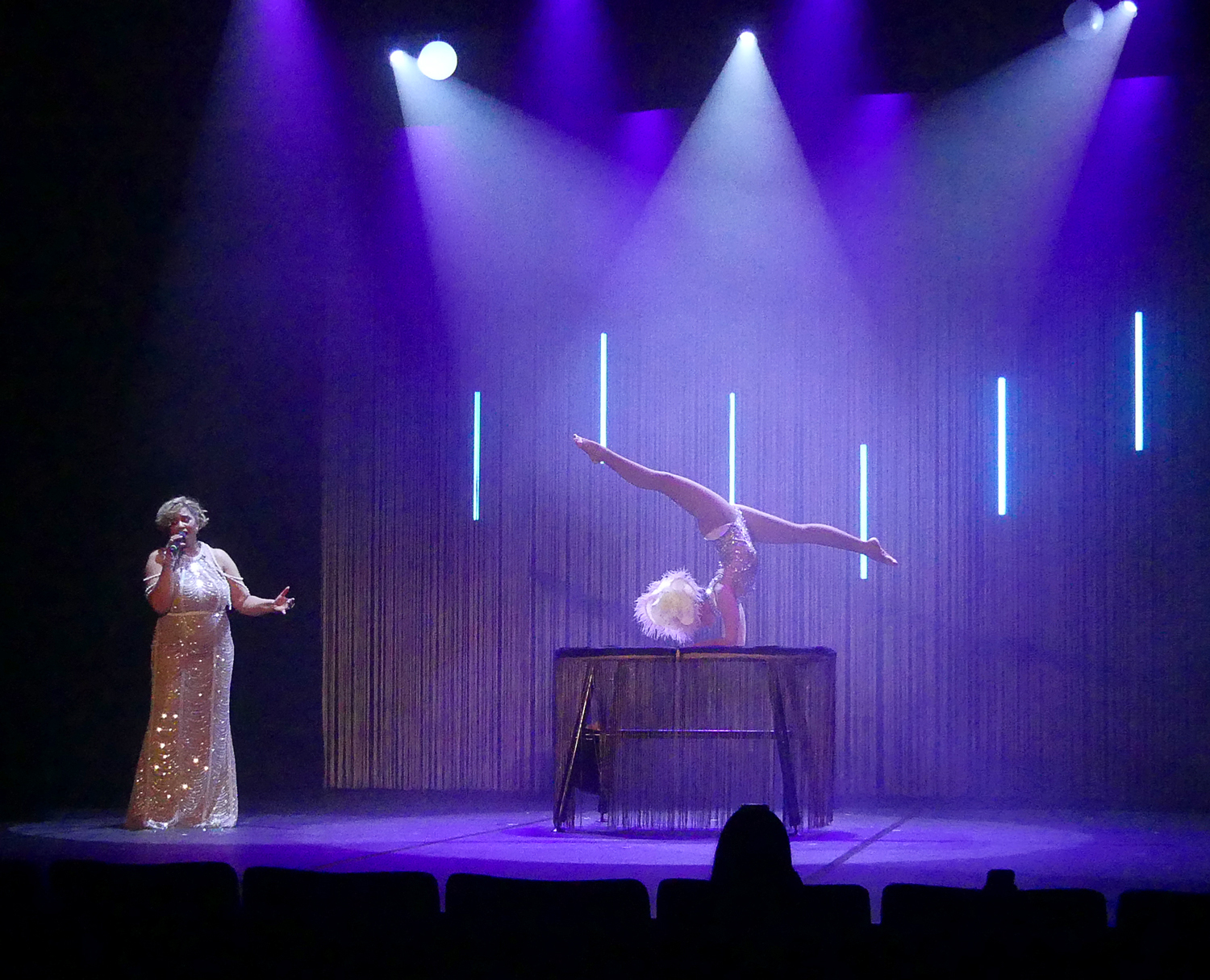 Le Grand Cabaret de Vichy - Frissons