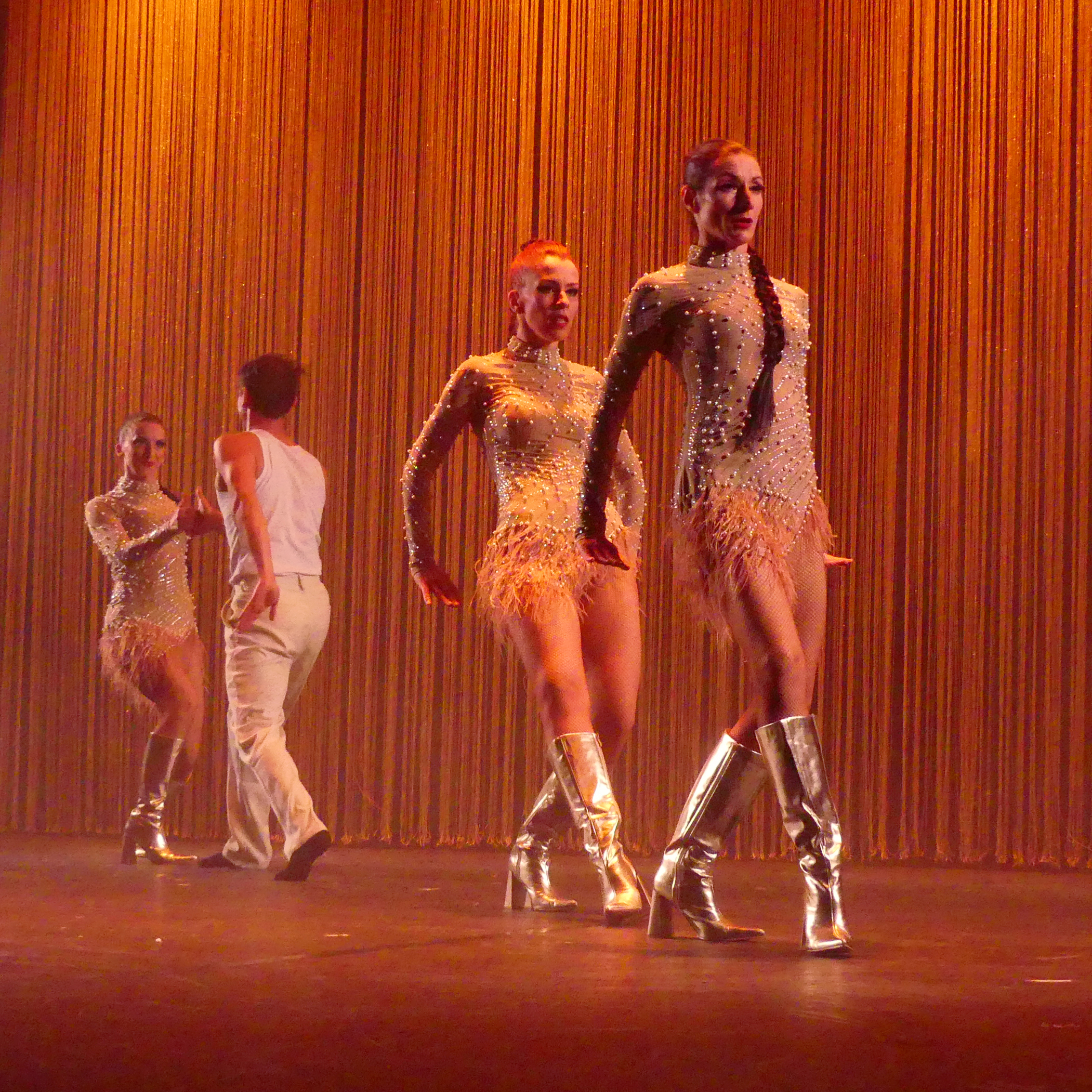 Le Grand Cabaret de Vichy - Frissons