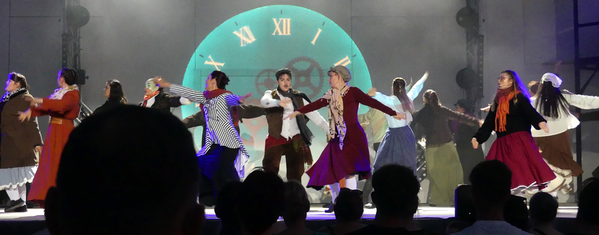Sur un air de Wicked, la comédie musicale de Sanssat