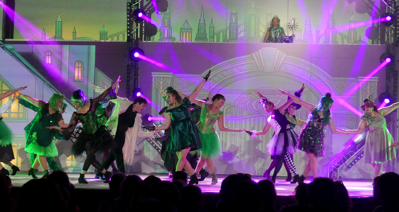 Sur un air de Wicked, la comédie musicale de Sanssat